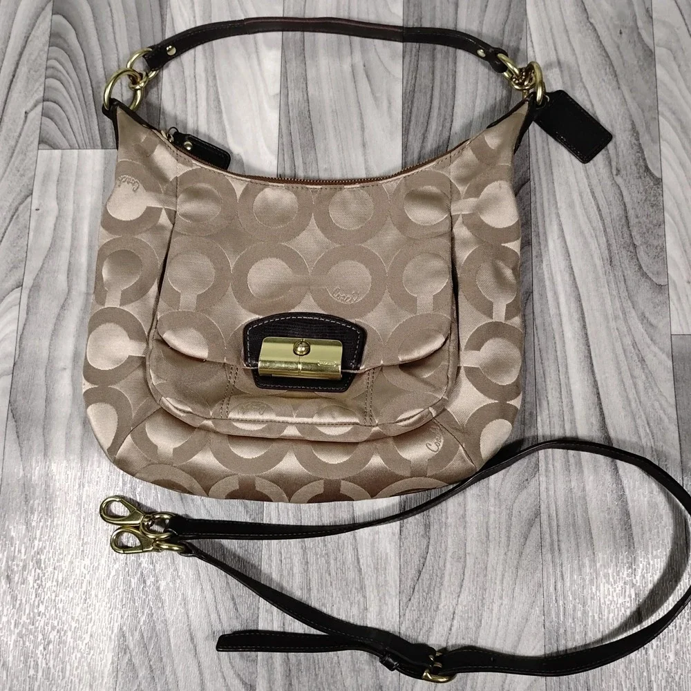 Coach Kristin Op Art Sateen Hobo Bag 19331 Khaki Mahogany Signature Shoulder